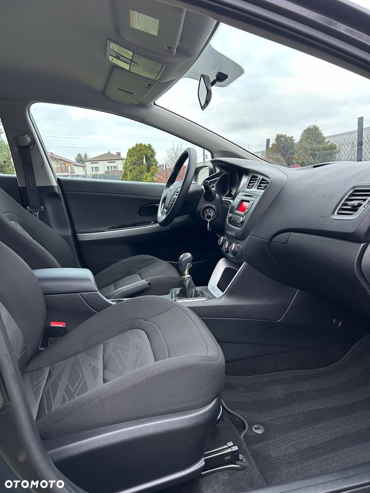 Kia Ceed 1.4 Business Line - 28