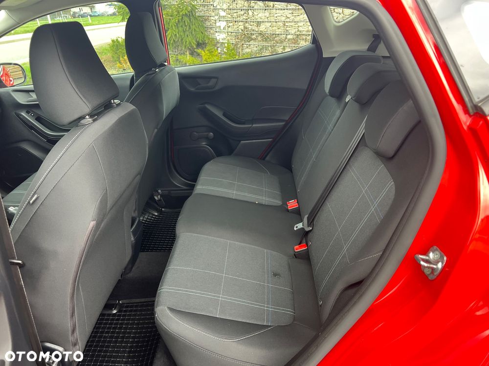 Ford Fiesta 1.1 S&S TITANIUM - 29