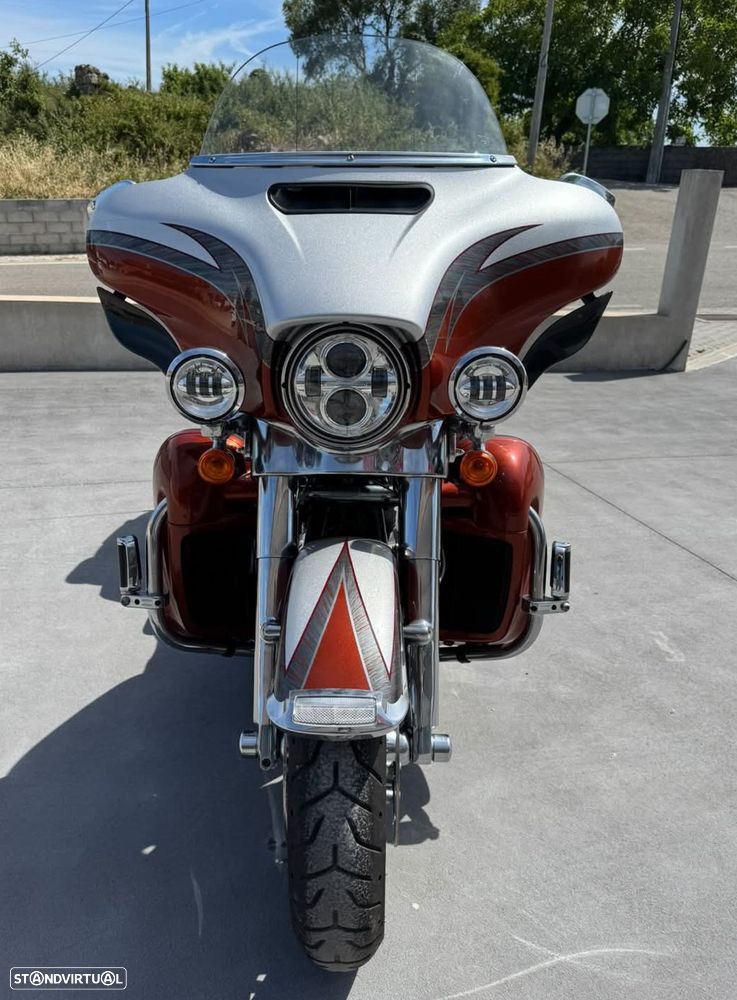 Harley-Davidson Ultra FLHTKSE Ultra Limited CVO - 4