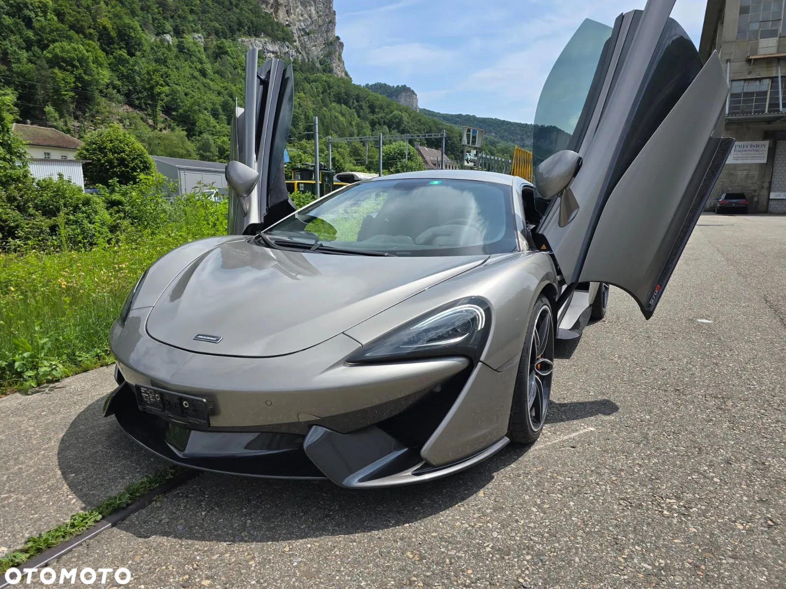 McLaren 570S Coupe - 2