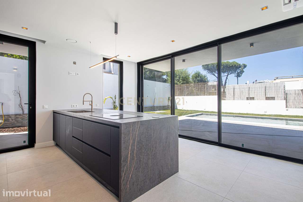 Exclusiva Moradia de Luxo T4 a Estrear com Piscina | Cotovia, Sesimbra - Grande imagem: 3/38