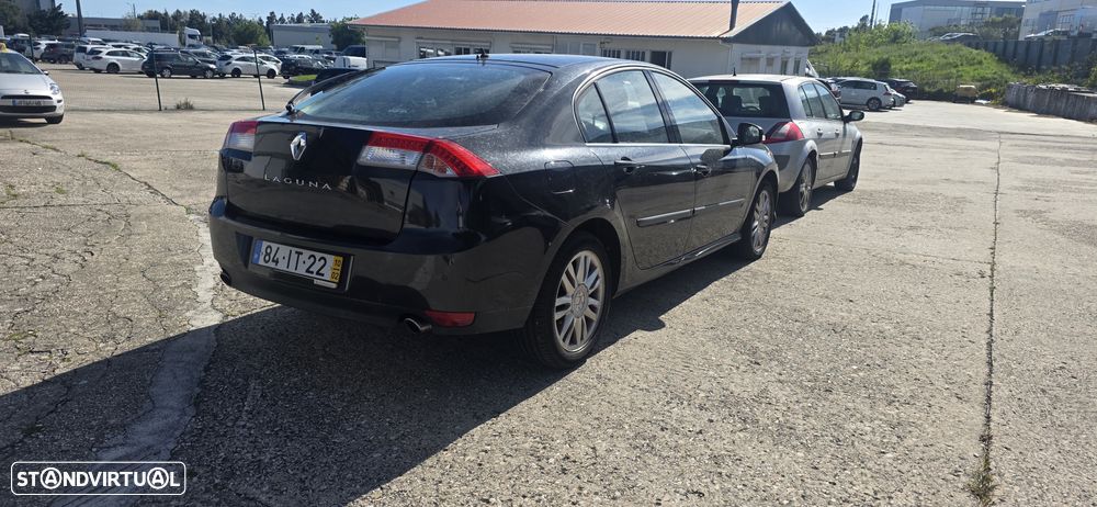 Renault Laguna 2.0 dCi FAP Initiale - 4