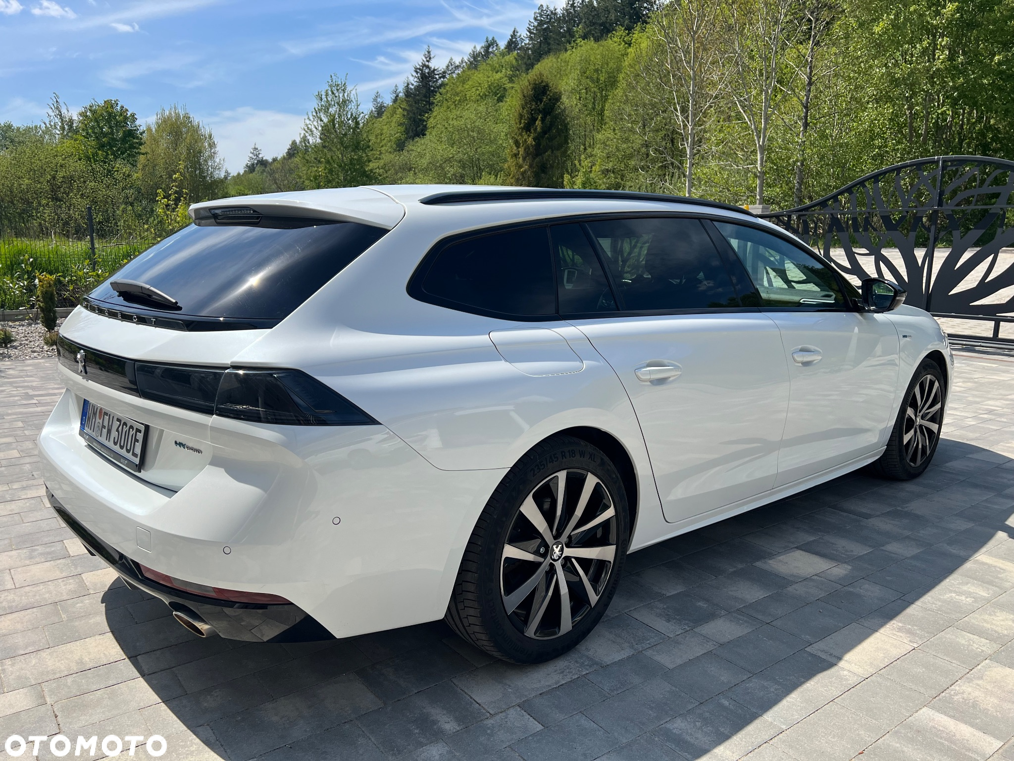 Peugeot 508 SW Plug-In Hybrid 225 e-EAT8 GT - 22