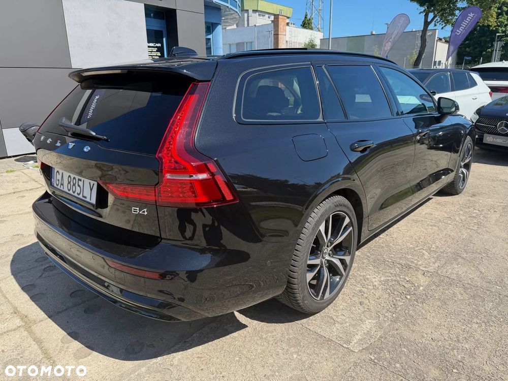 Volvo V60 B4 B Ultra Dark - 4