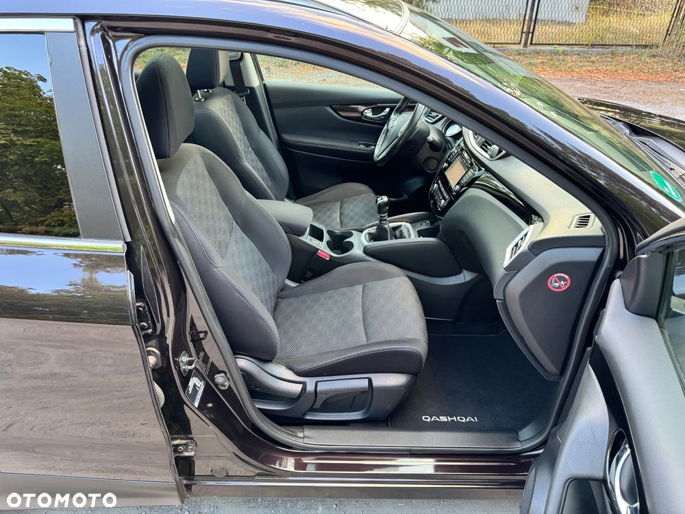 Nissan Qashqai 1.6 DIG-T N-Connecta - 10