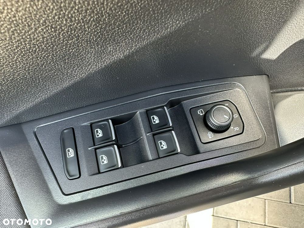 Volkswagen T-Roc 1.6 TDI SCR Style - 17