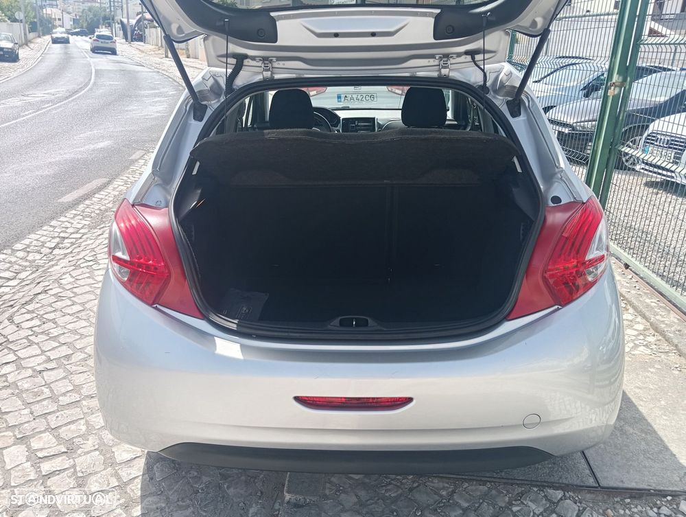 Peugeot 208 1.4 HDi Active - 15