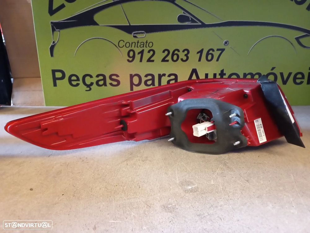 KIA OPTIMA FAROLIM LED DIREITO - FT375 - 6