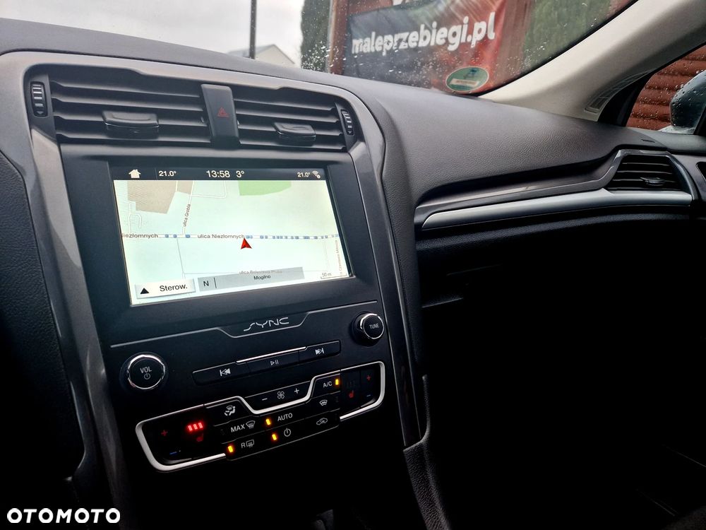Ford Mondeo - 23
