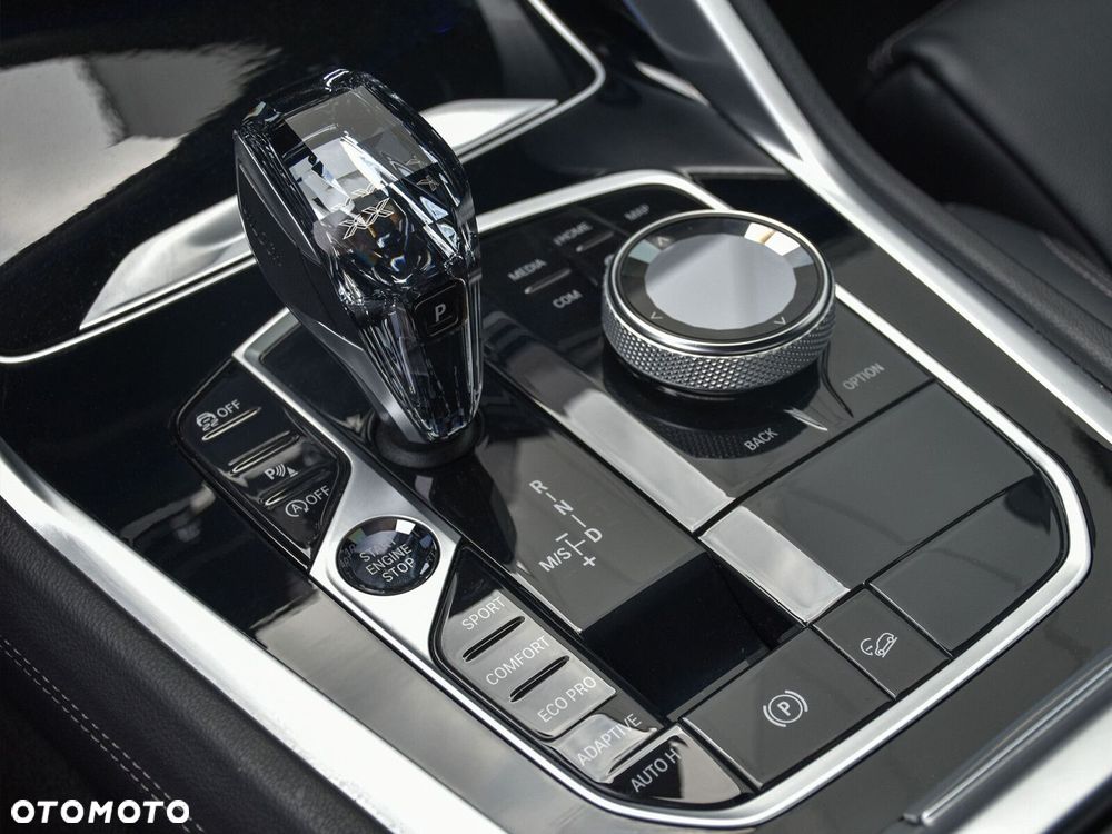 BMW X6 xDrive30d mHEV - 15