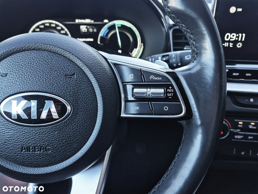 Kia Ceed 1.6 GDI PHEV L Business Line DCT - 24