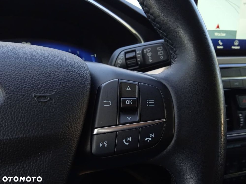 Ford Kuga 1.5 EcoBoost TITANIUM - 16