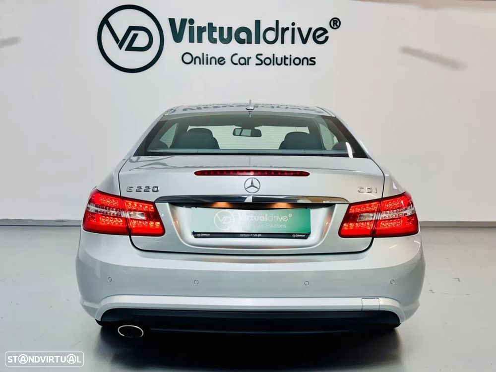Mercedes-Benz E 220 CDi BlueEfficiency - 8