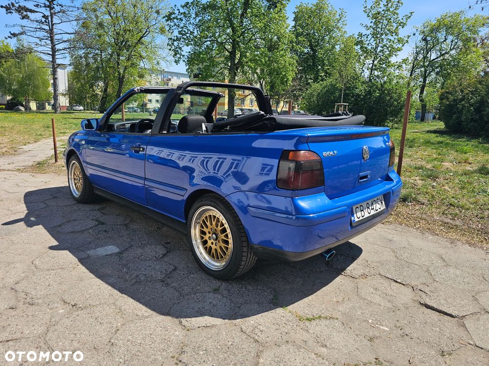 Volkswagen Golf 1.6 Basis - 4