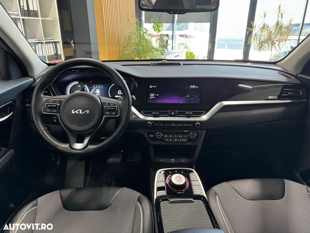 Kia Niro e-Niro 100 kW Vision - 19