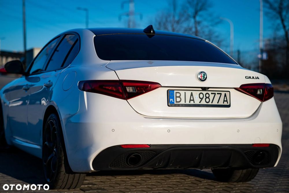 Alfa Romeo Giulia 2.0 Turbo 16V AT8 Veloce - 7