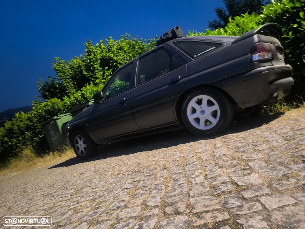 Ford Escort 1.4 CLX - 4