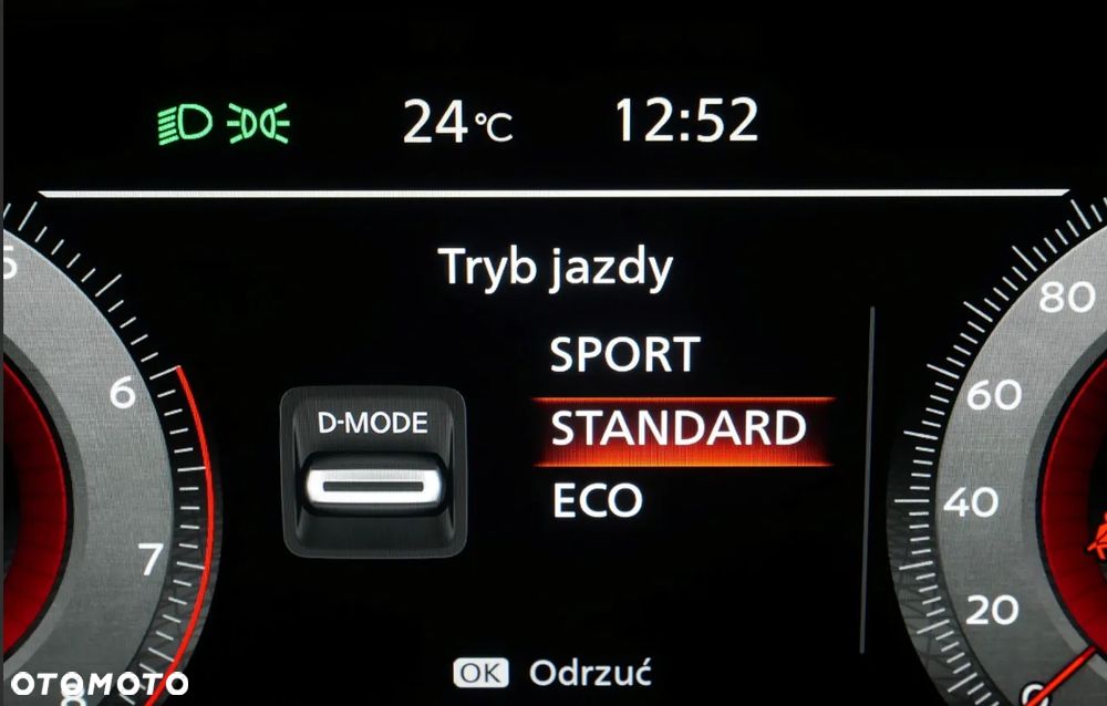 Nissan Qashqai 1.3 DIG-T N-Connecta DCT - 23