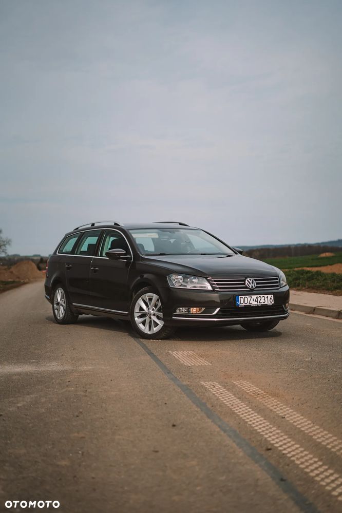 Volkswagen Passat 1.6 TDI Comfortline - 11
