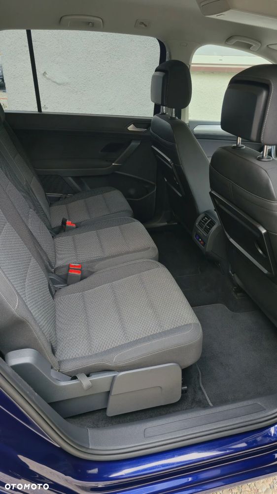 Volkswagen Touran 1.6 TDI SCR BlueMotion Technology DSG Comfortline - 16