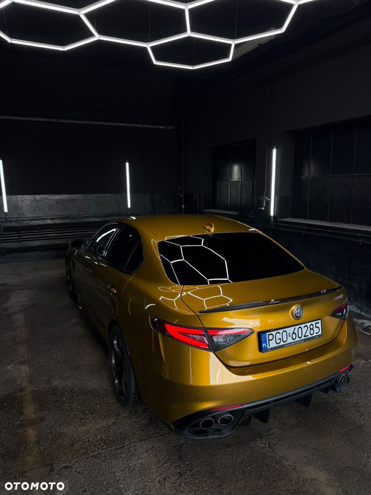 Alfa Romeo Giulia 2.9 Bi Turbo V6 Quadrifoglio - 8