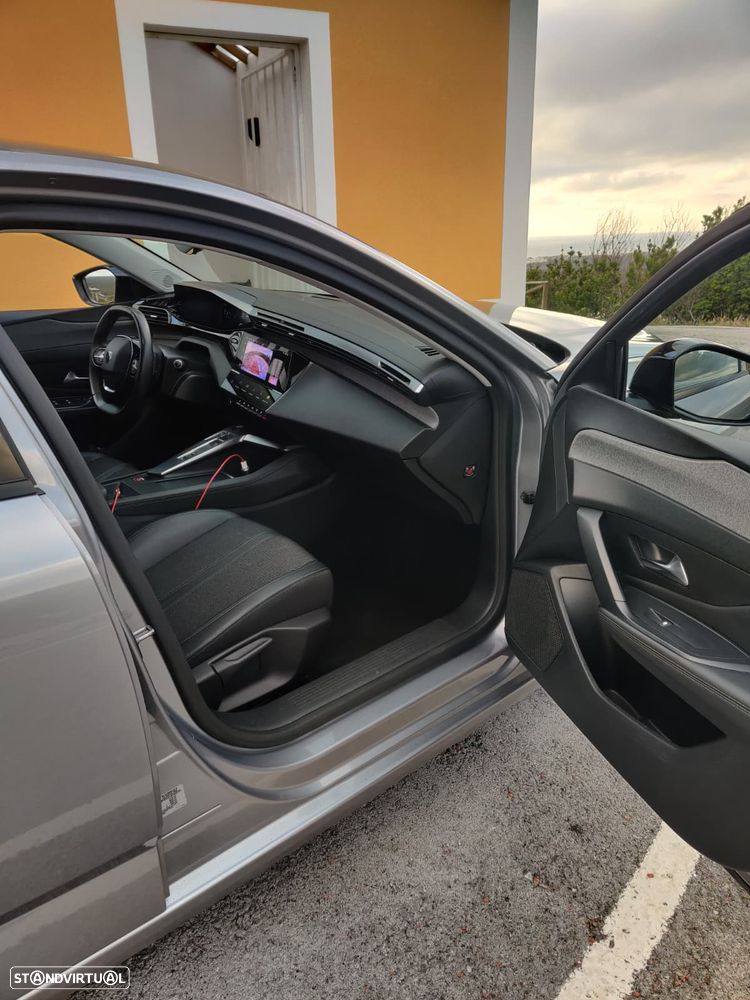 Peugeot 308 SW - 11