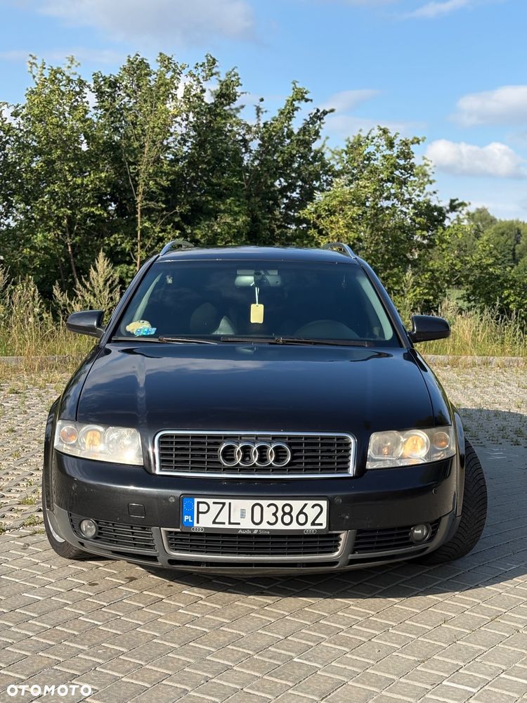 Audi A4 - 1