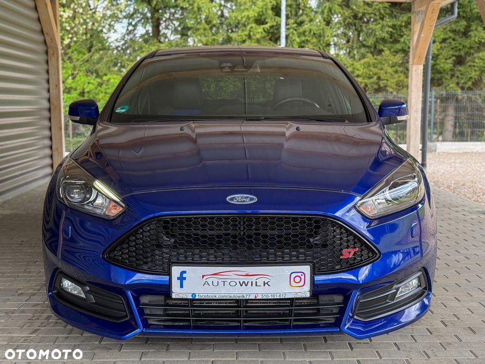 Ford Focus 2.0 EcoBoost ST mit Leder-Sport-Paket - 18