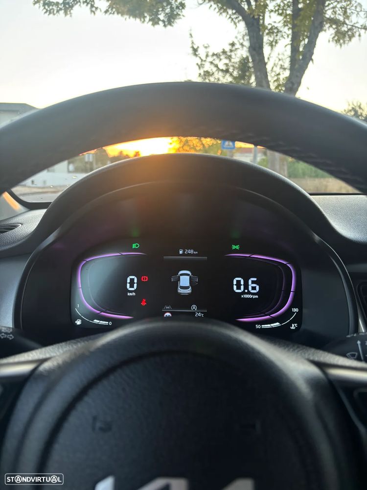 Kia Stonic 1.2 Dynamic - 29