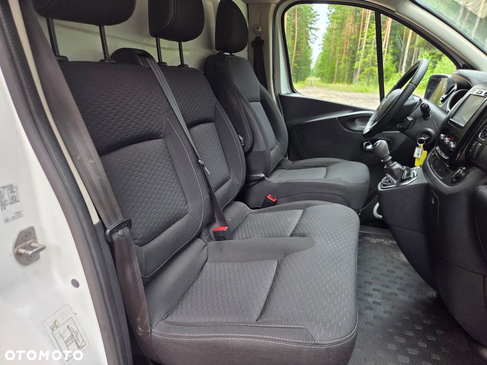 Opel Vivaro piękny Max długi - 18