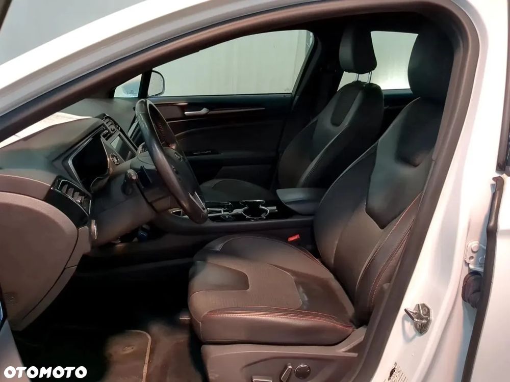 Ford Mondeo 2.0 EcoBlue ST-Line - 20