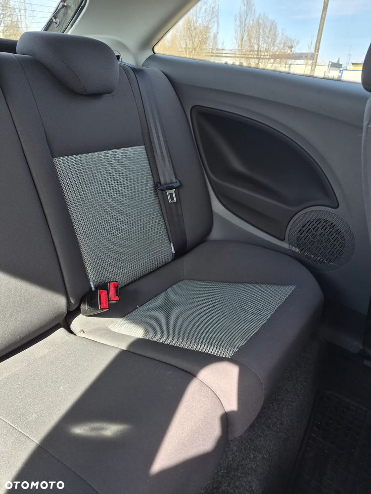 Seat Ibiza SC 1.4 16V Entry - 19