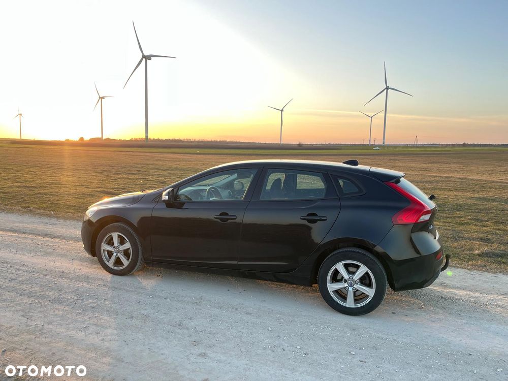 Volvo V40 - 2