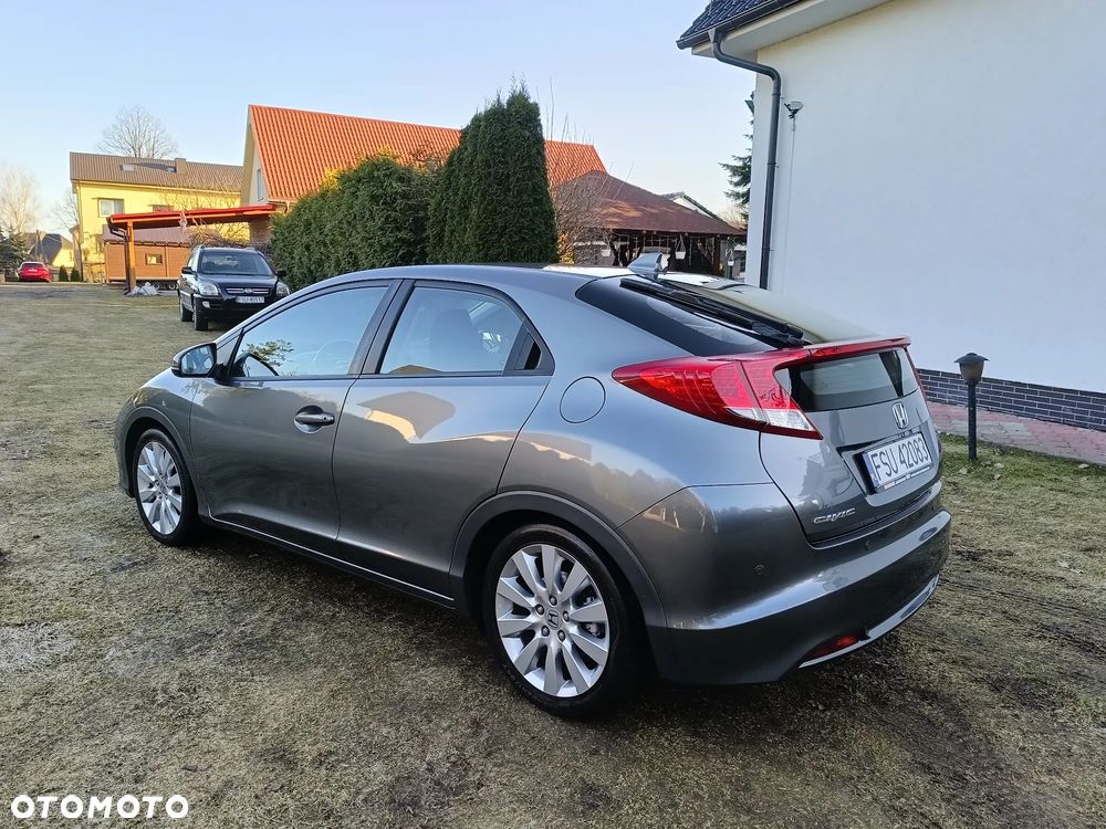 Honda Civic 1.8 i-VTEC Lifestyle - 3