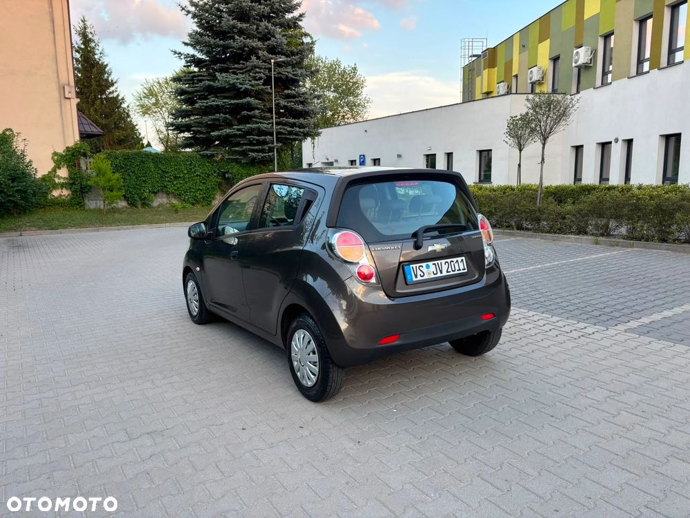 Chevrolet Spark - 18