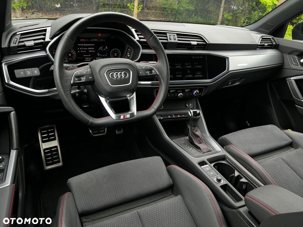 Audi Q3 - 10