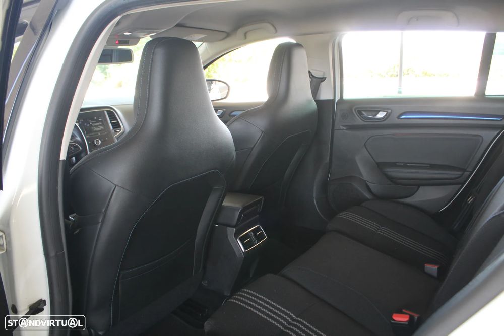 Renault Mégane Sport Tourer 1.3 TCe GT Line - 40