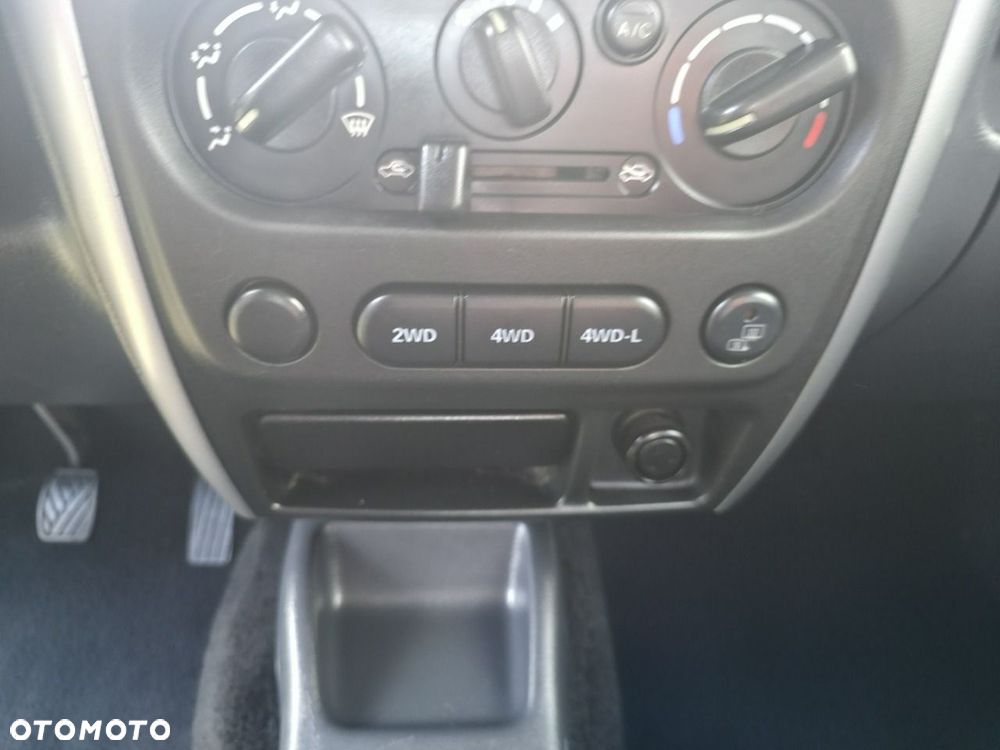 Suzuki Jimny - 10