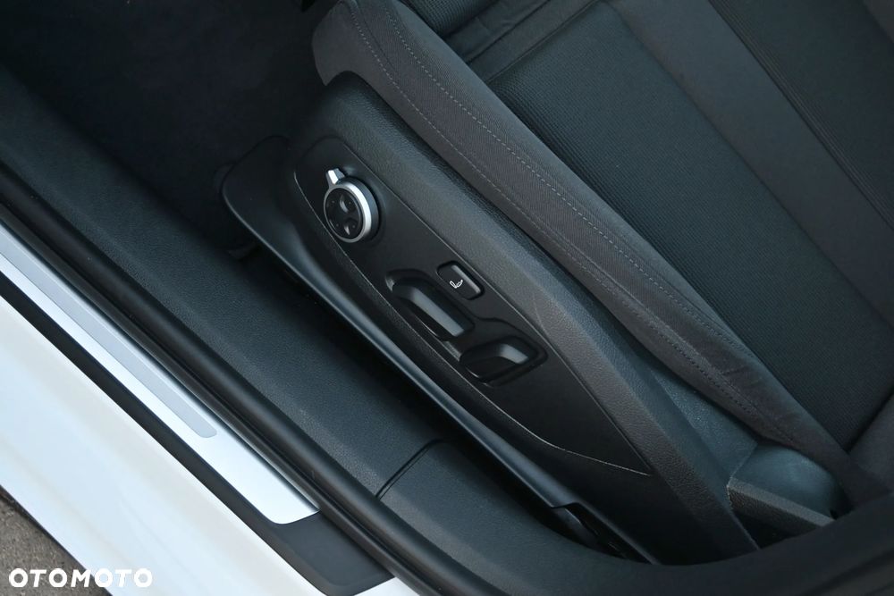 Audi A4 Avant 40 TDI S tronic quattro - 29