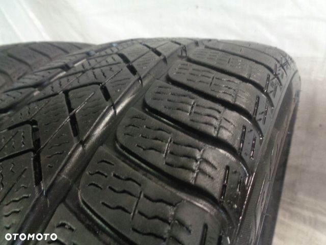 2X Pirelli Winter SottoZero 3 225/40R19 93H XL RUN FLAT - 6