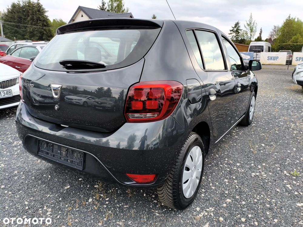 Dacia Sandero - 11