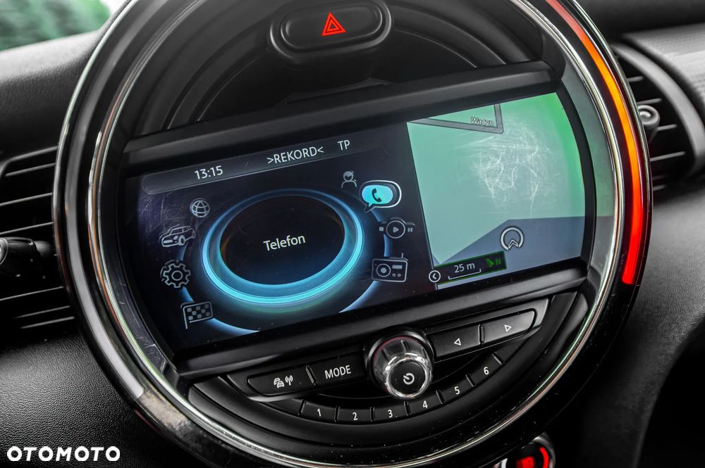 MINI Cooper Essential Trim - 27