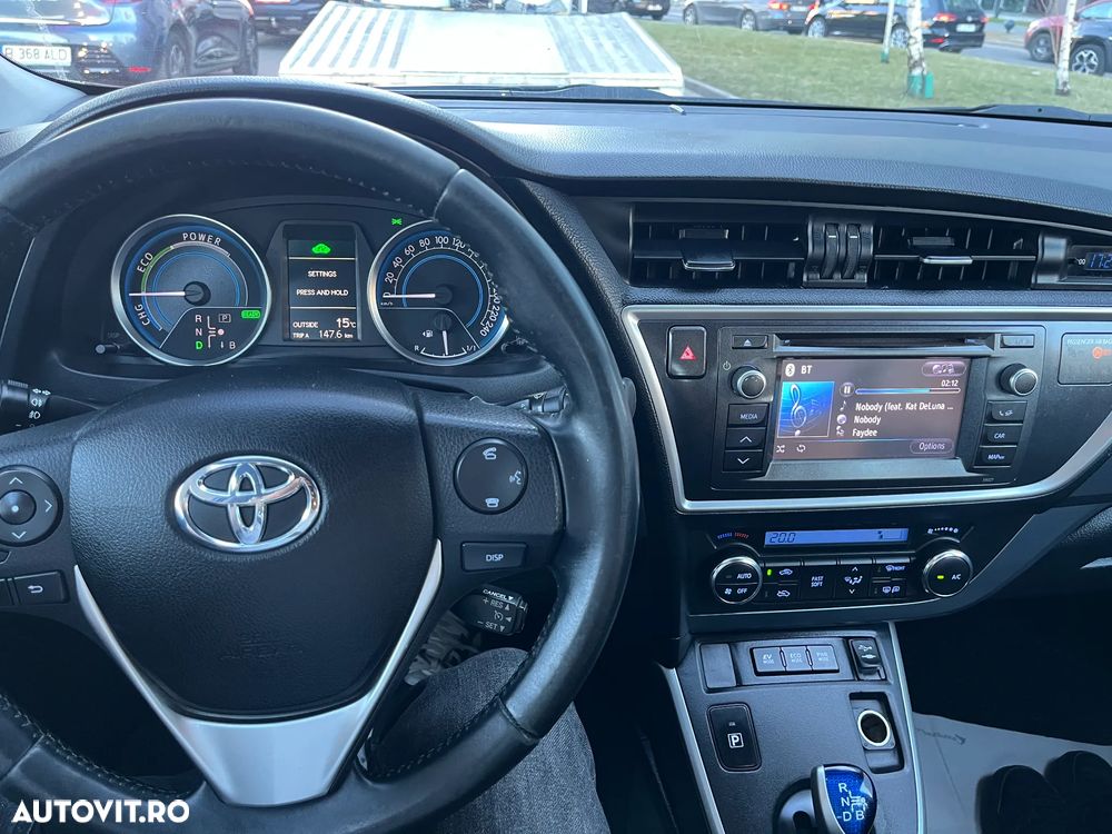 Toyota Auris 1.8 L VVT-i Sol+ - 13