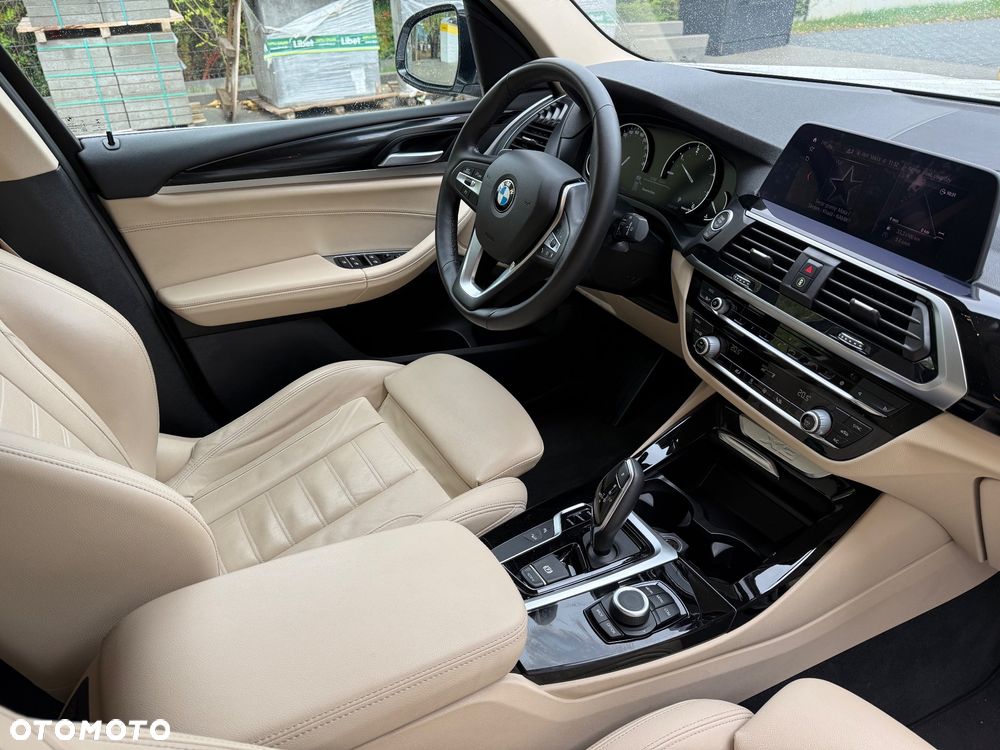 BMW X3 xDrive20d xLine - 14