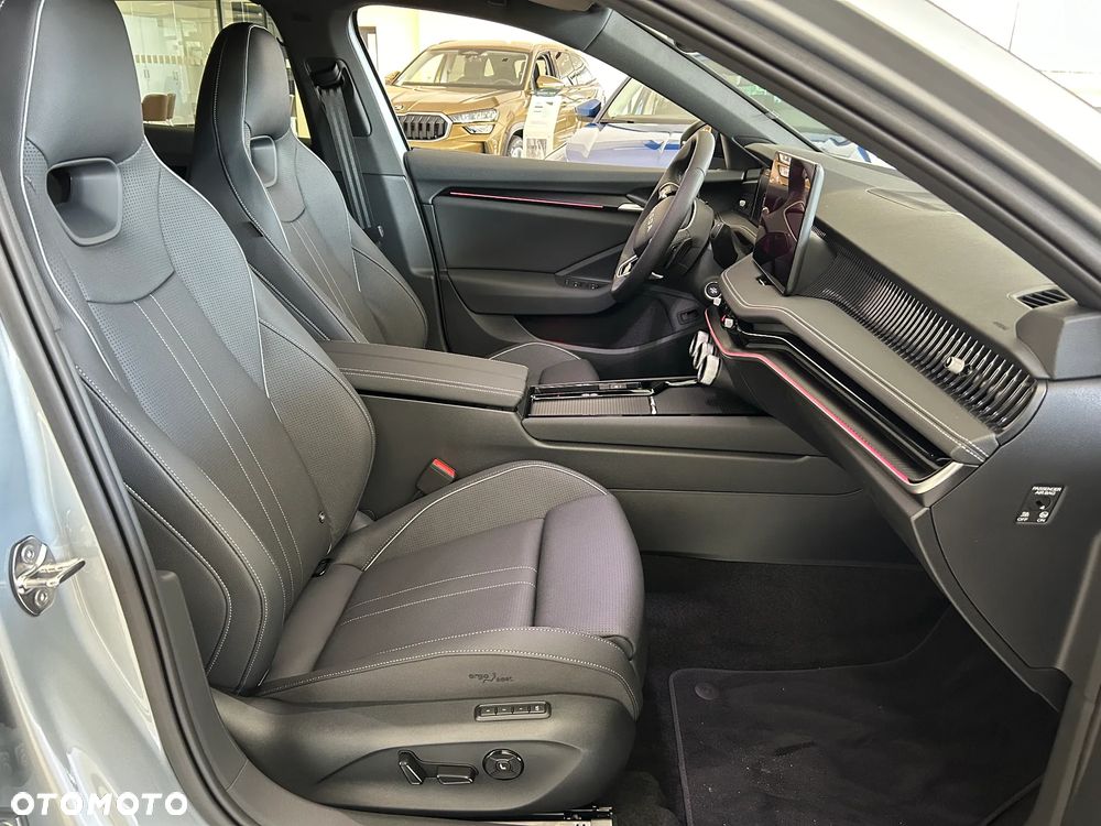 Skoda Superb 2.0 TDI SCR 4x4 Sportline DSG - 16