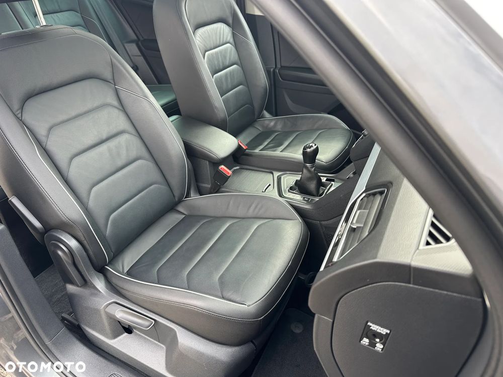 Volkswagen Tiguan - 26