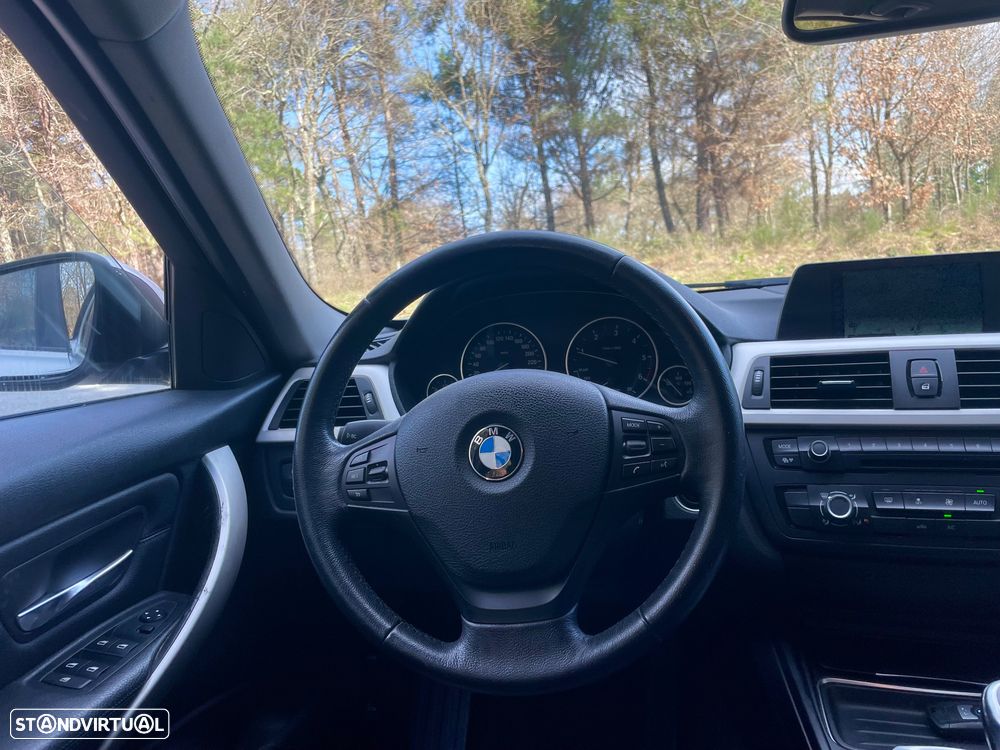 BMW 318 d Navigation Sport - 6