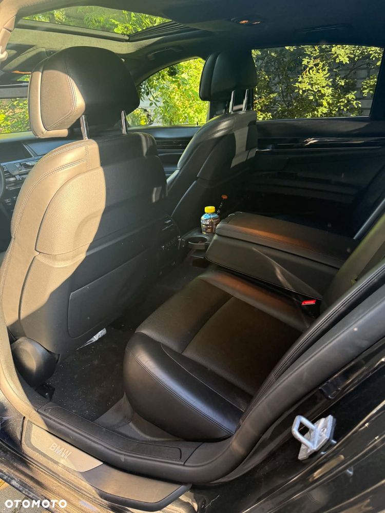 BMW Seria 7 740d xDrive - 7