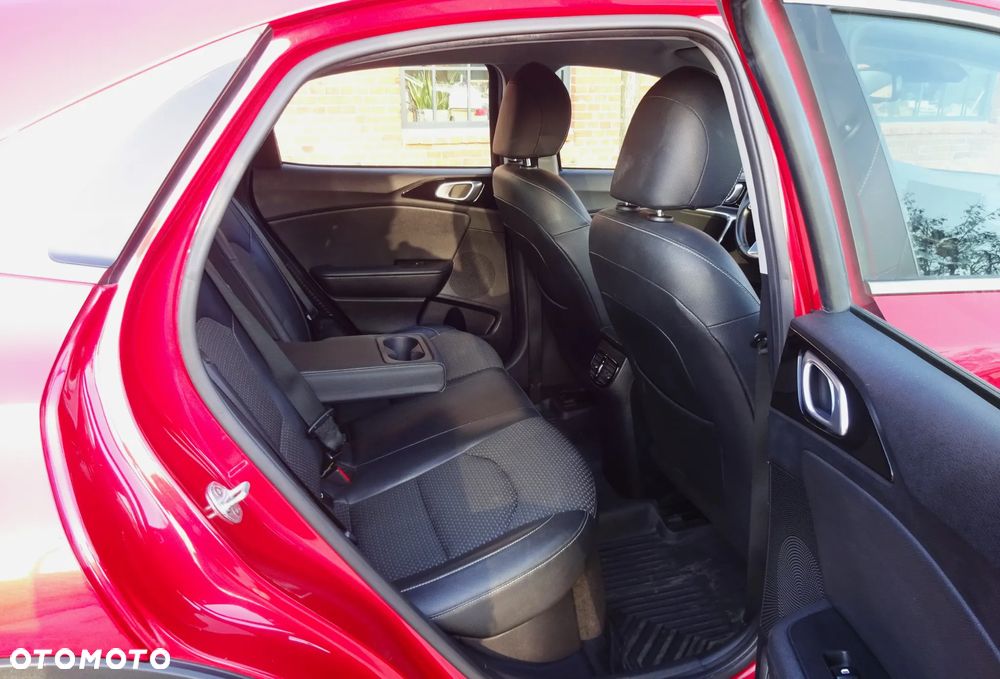 Kia XCeed 1.6 GDI DCT6 OPF Inspiration - 35