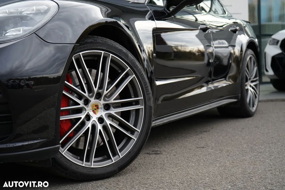 Porsche Panamera - 27